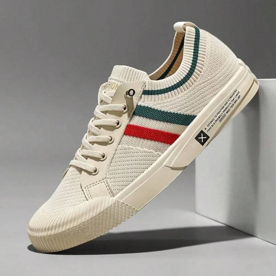 N&G | Herren-Sneaker aus Strickmaterial in Schwarz mit Streifendetails