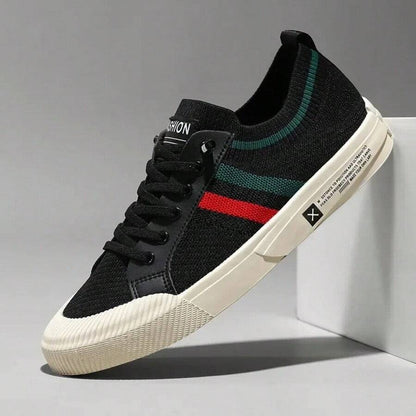 N&G | Herren-Sneaker aus Strickmaterial in Schwarz mit Streifendetails